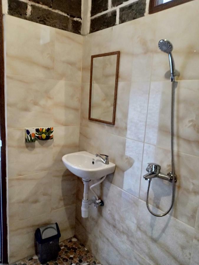 Gubug Balian Beach Bungalow Selemadeg  Exterior foto